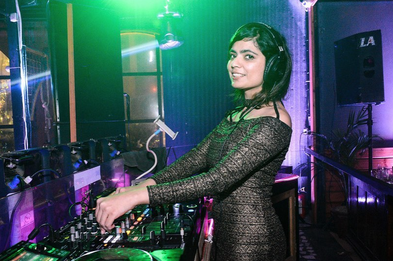 DJ Eshna